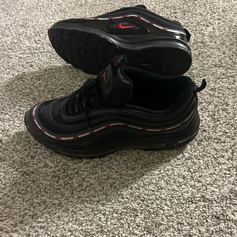 Undefeated air max 97